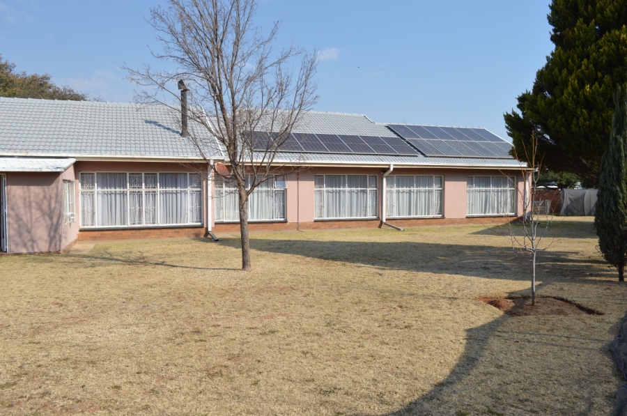 4 Bedroom Property for Sale in Flamwood North West
